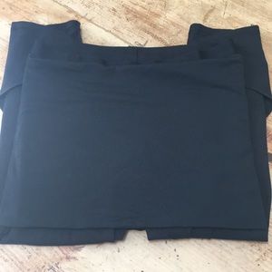 Lululemon Skirted Capri pants